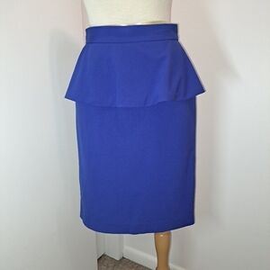 3 FOR 12 SALE Vince Camuto pencil skirt Size 4